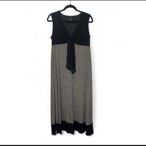 R & M Richards Women 12 Black White Geometric Sleeveless Twist Front Maxi Dress